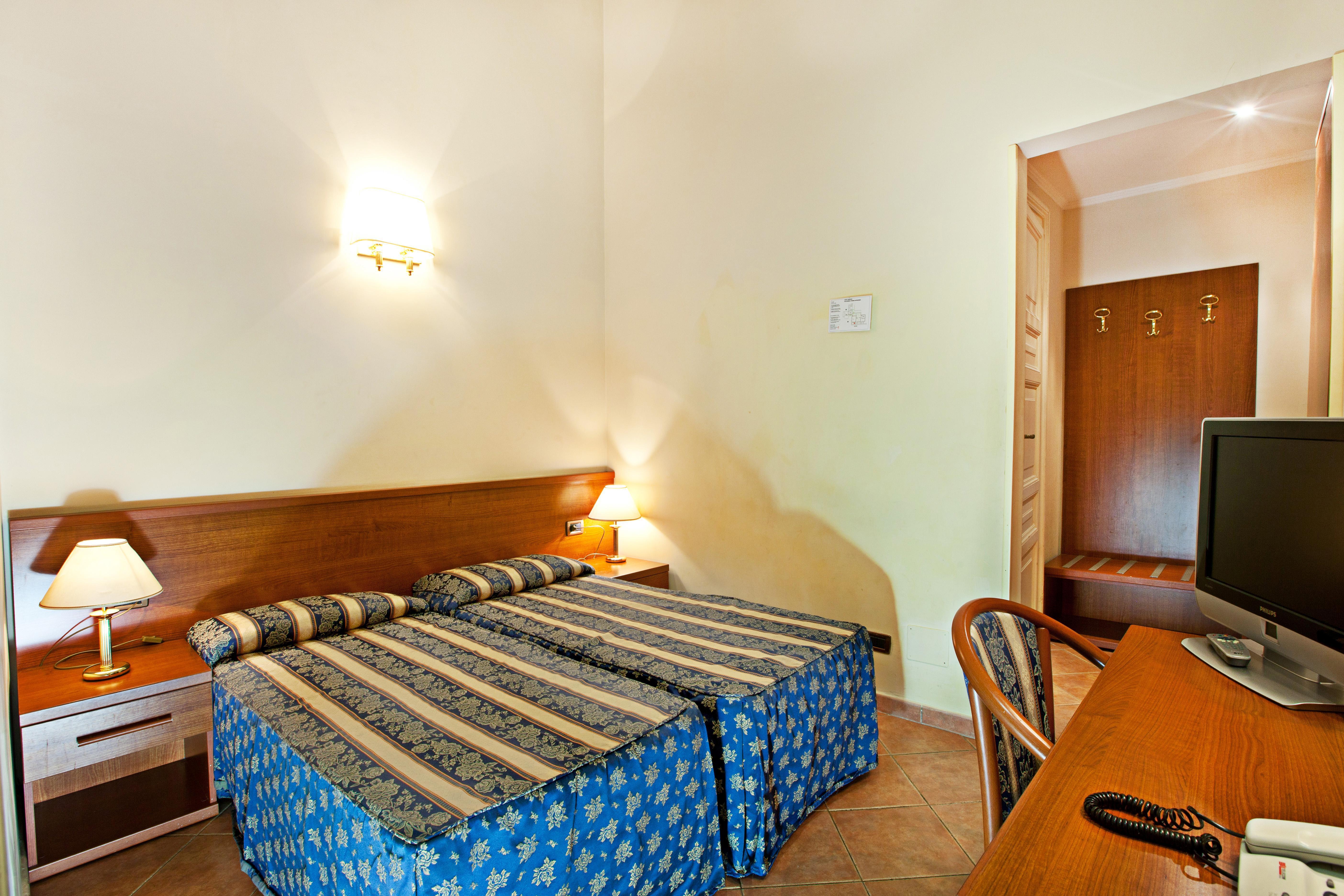 Hotel Augustea Roma Exterior foto