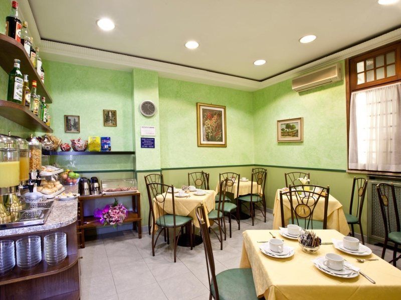 Hotel Augustea Roma Exterior foto